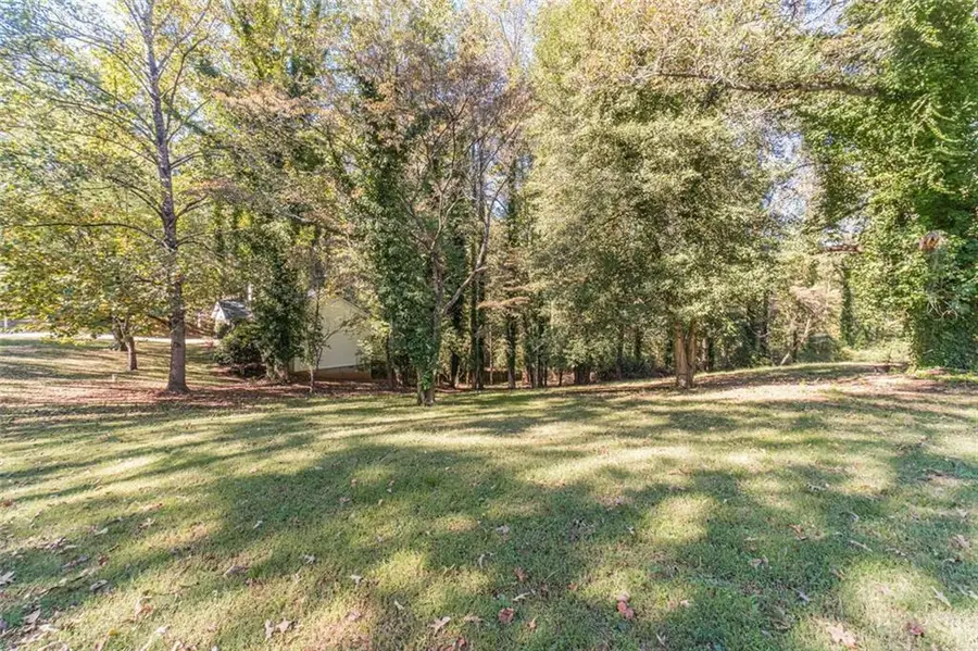3319 Little Circle, Gainesville, GA 30506 - #2