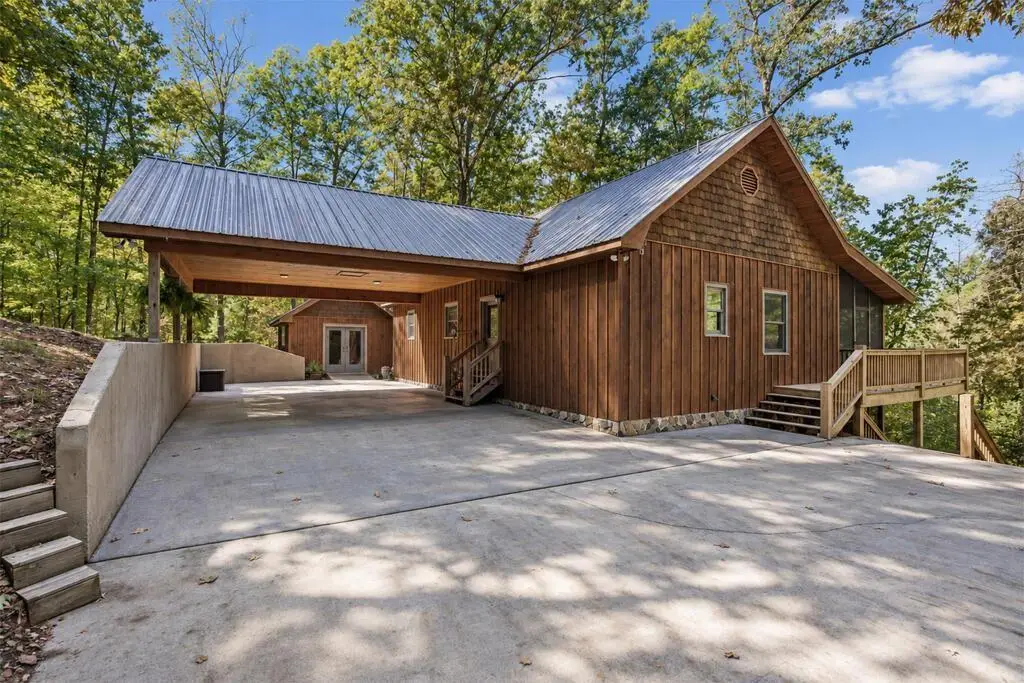 82 Queens Lane, Blue Ridge, GA 30513 - #1
