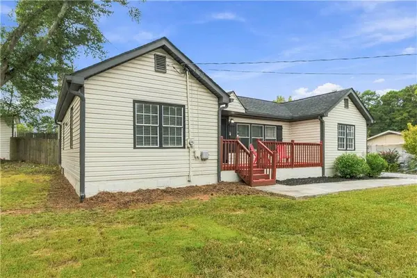 47 SE Hillcrest Drive Se, Austell, GA 30168