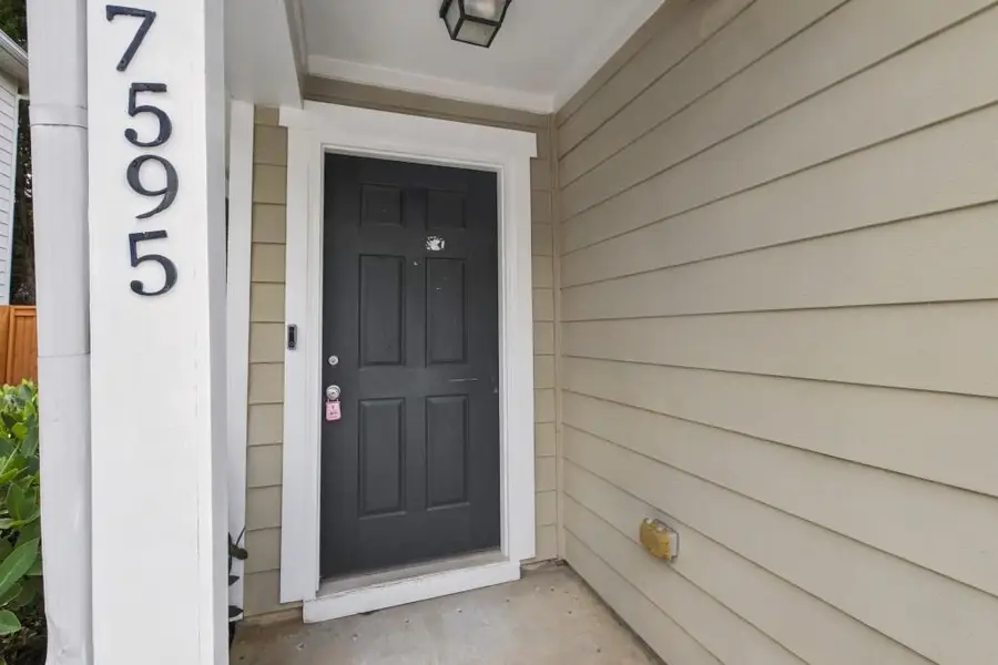 7595 Waverly Loop, Fairburn Union City, GA 30213 - #2
