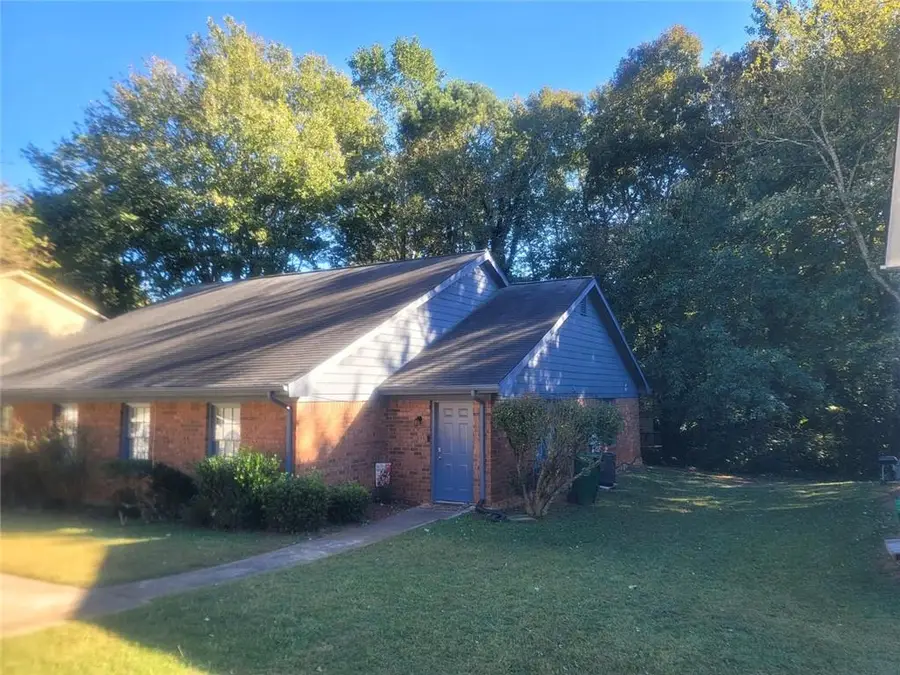 5272 Ridge Forest Drive, Stone Mountain, GA 30083 - #3