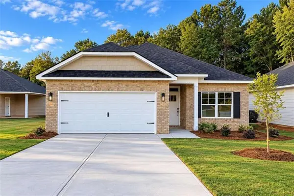 200 Chaucer Lane, Carrollton, GA 30117