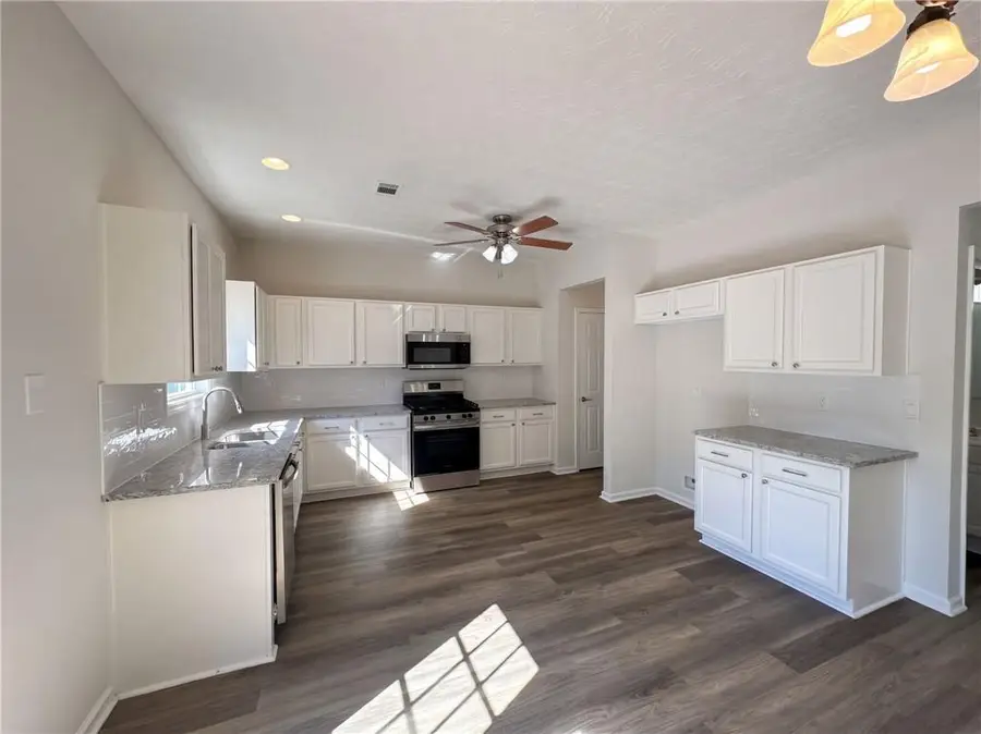 6730 Island Pointe Drive, Buford, GA 30518 - #2