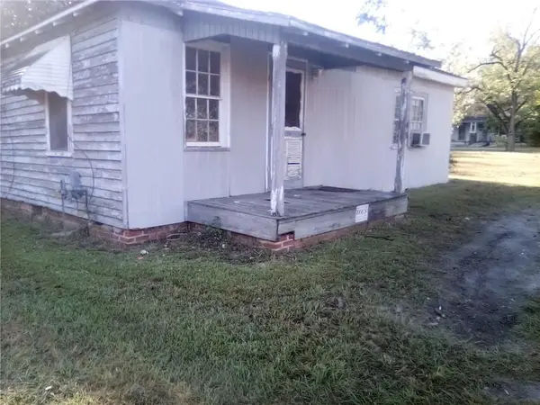 209 S State Street, Wrightsville, GA 31096