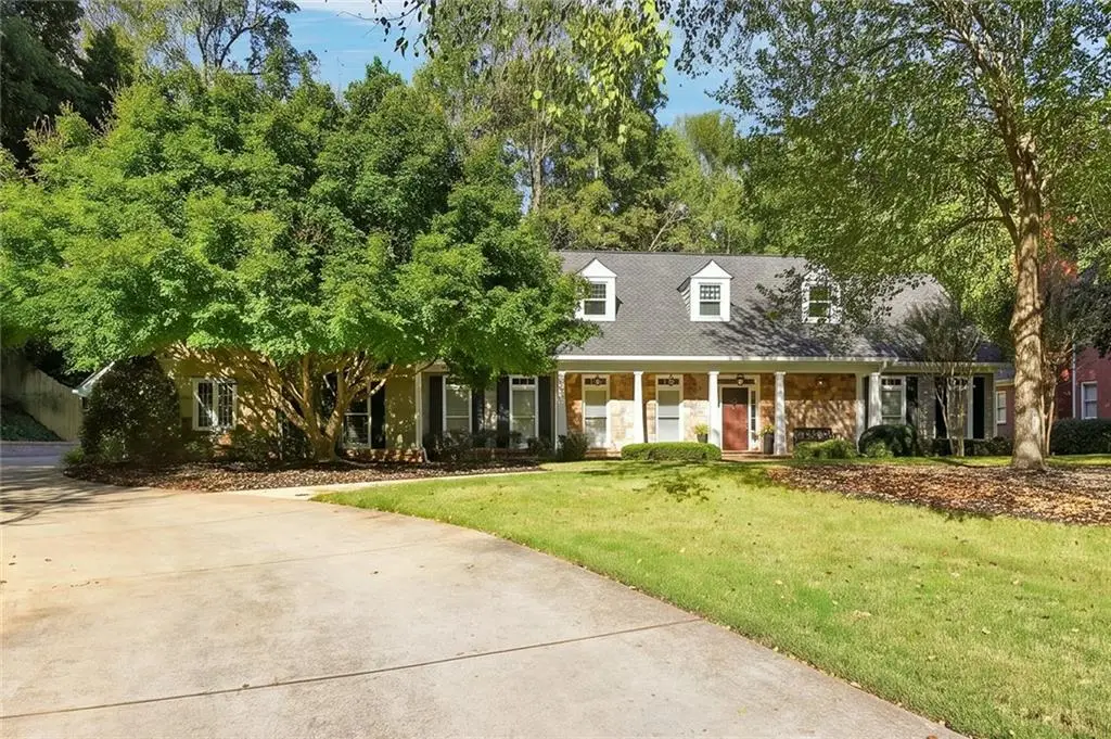 140 Grogans Landing, Sandy Springs, GA 30350 - #1
