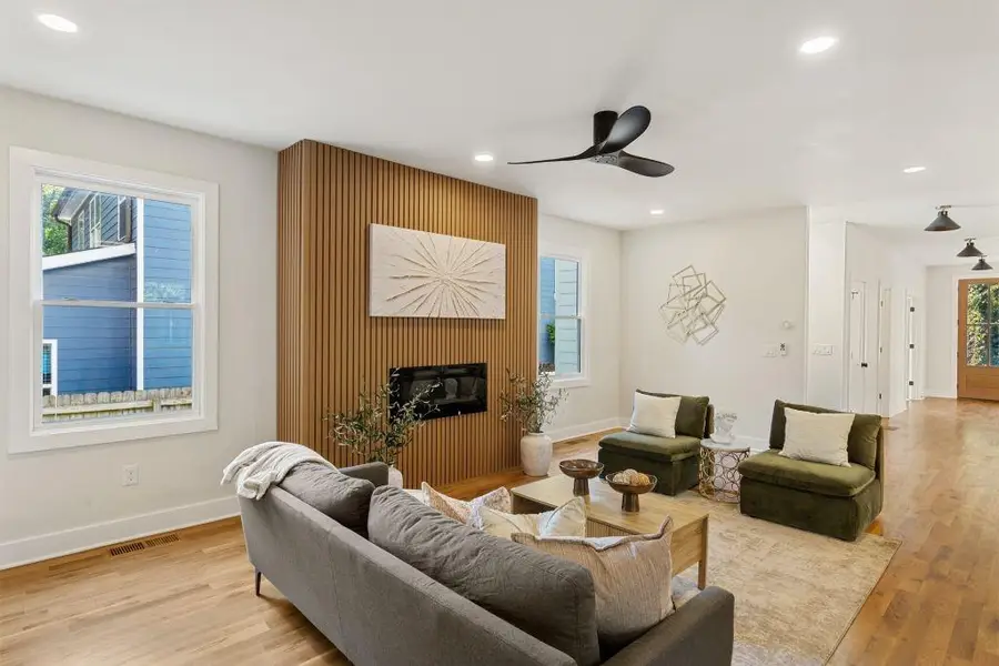 658 Schuyler Avenue Se, Atlanta, GA 30312 - #2