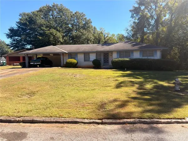 2374 Woodcastle Lane, Atlanta, GA 30316