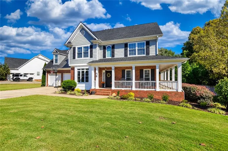 74 Colonial Circle Nw, Cartersville, GA 30120 - #2