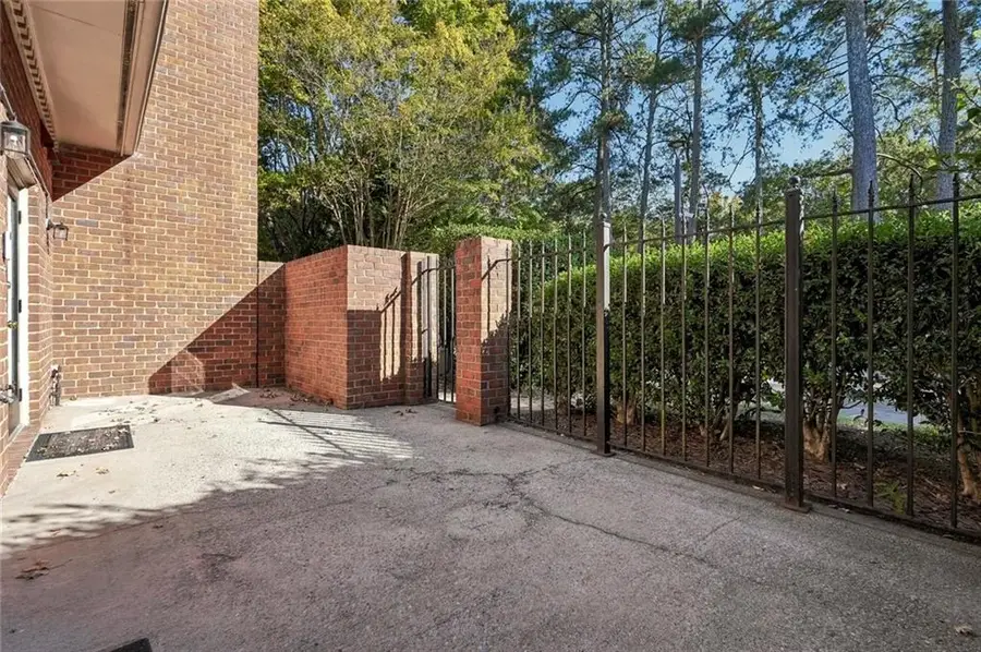 10 Plantation Drive Ne, Atlanta, GA 30324 - #2