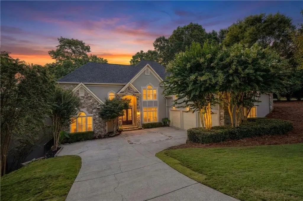 8370 Sentinae Chase Drive, Roswell, GA 30076 - #1