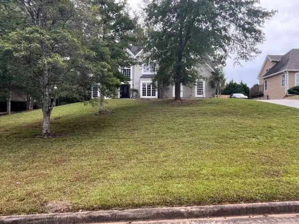 5025 Cascade Overlook Drive, South Fulton, GA 30331