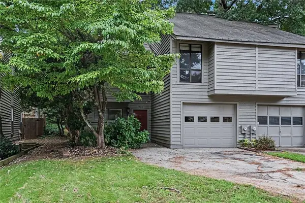 1006 Creatwood Circle Se, Smyrna, GA 30080