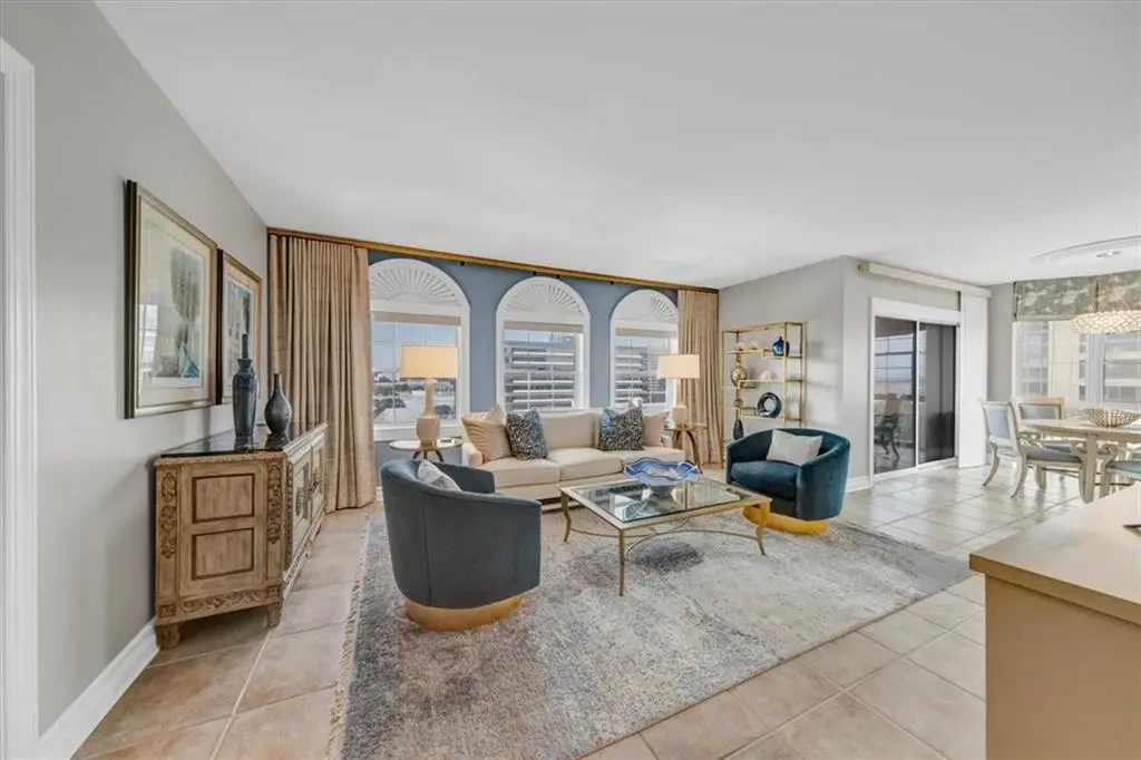 3435 Kingsboro Road Ne #1301, Atlanta, GA 30326 - #1
