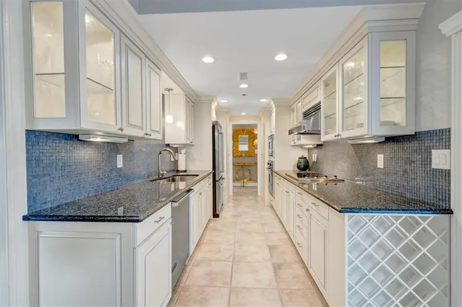 3435 Kingsboro Road Ne #1301, Atlanta, GA 30326 - #2
