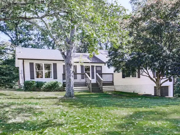 6816 Yachting Way, Acworth, GA 30102