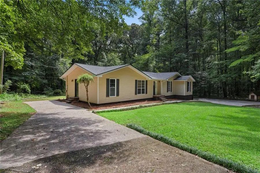 419 Marcella Avenue, Sharpsburg, GA 30277 - #2