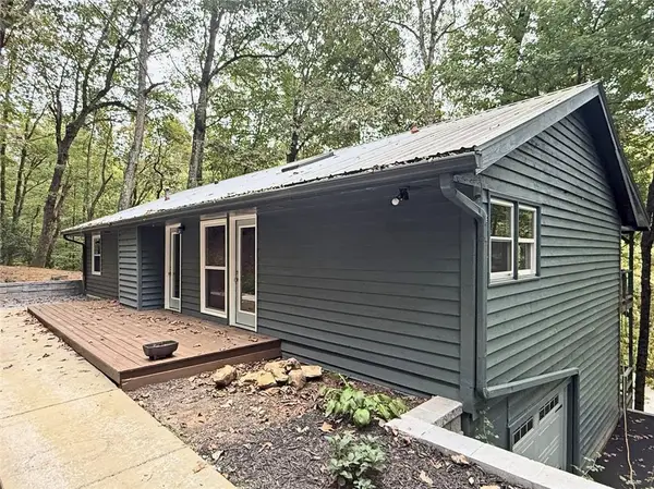 1227 Cherokee Circle, Ellijay, GA 30536