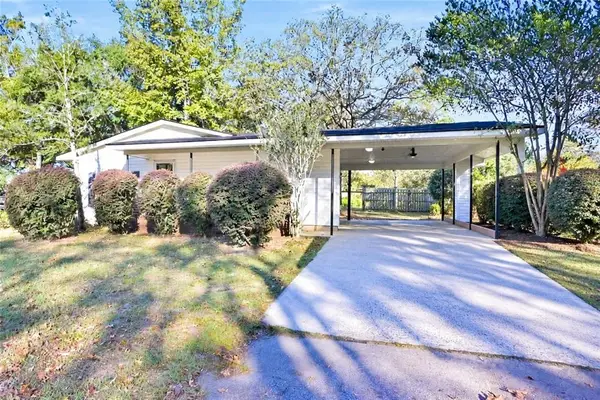 140 Watson Street, Hawkinsville, GA 31036