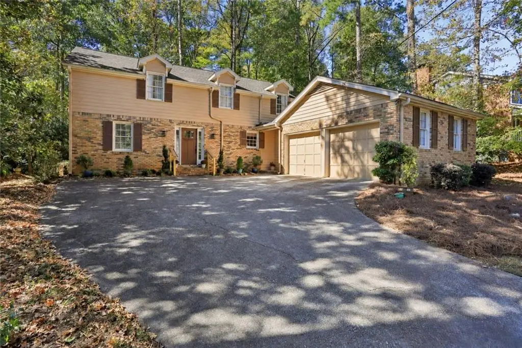 5596 Glenrich Drive, Dunwoody, GA 30338 - #1