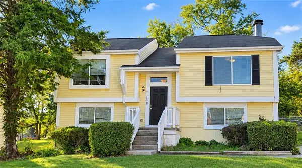 6126 Raintree Bend, Lithonia, GA 30058