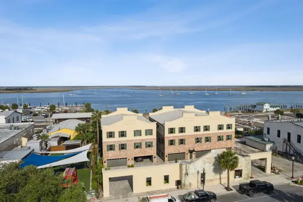 21 N 2nd Street, Fernandina Beach, FL 32034