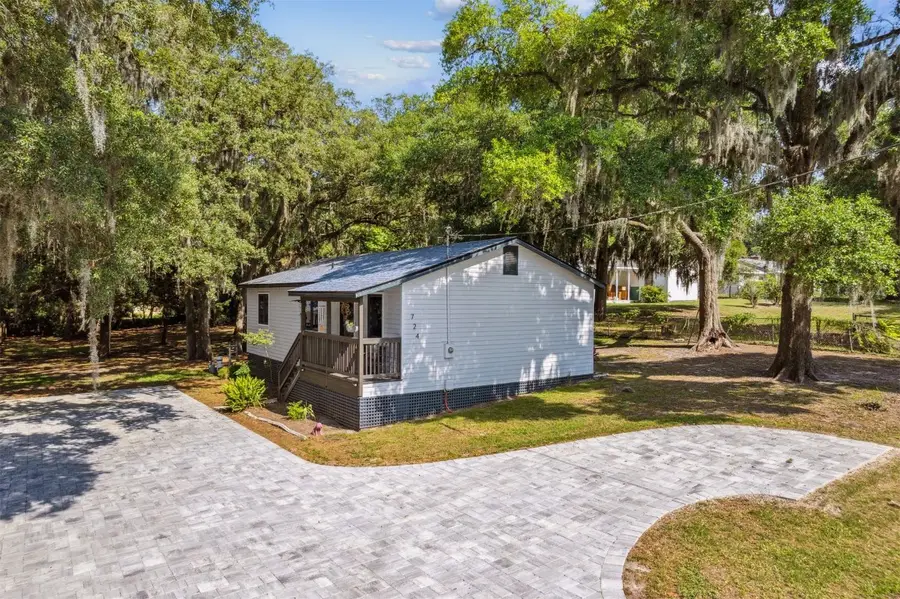 724 N 14th Street, Fernandina Beach, FL 32034 - Image #2