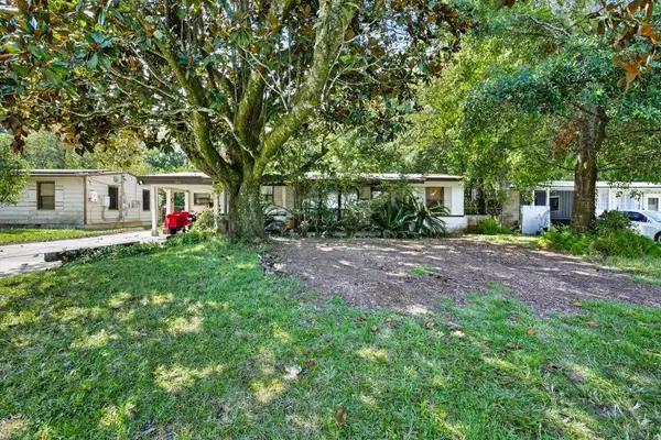 1134 Carthage Drive, Jacksonville, FL 32218