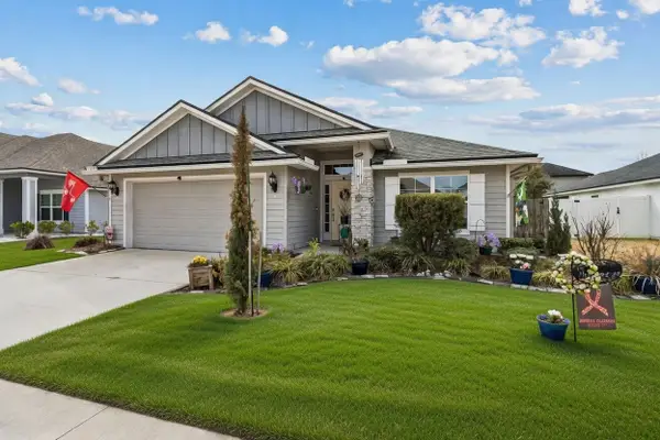 86636 Serenity Lake Court, Yulee, FL 32097