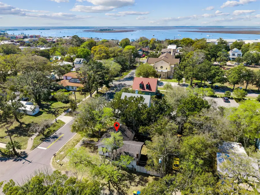 515 Broome Street, Fernandina Beach, FL 32034 - #2