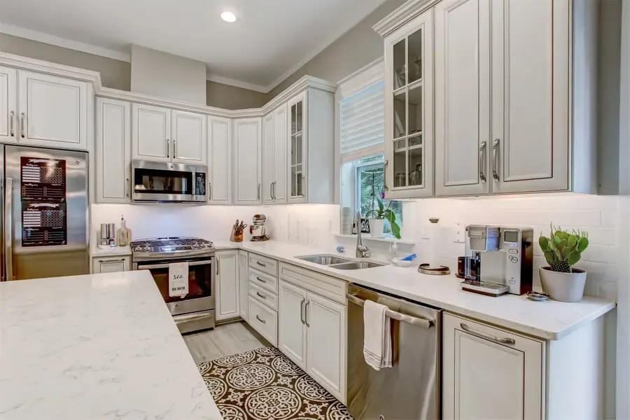 224 N 6th Street, Fernandina Beach, FL 32034 - #3