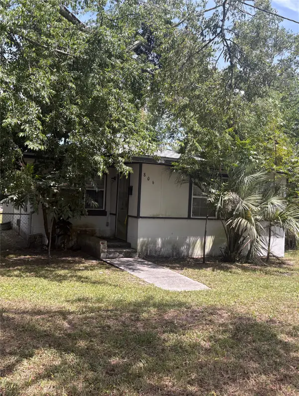 806 S 11th Street, Fernandina Beach, FL 32034