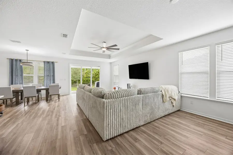 514 Hawthorn Park Circle, Yulee, FL 32097 - #2