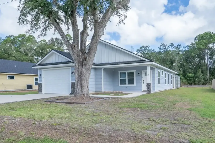 27438 W 4th Avenue, Hilliard, FL 32046 - #2