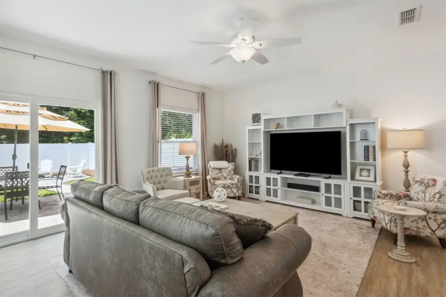 913 7th Street, Fernandina Beach, FL 32034 - #3