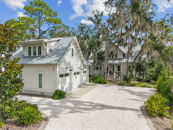 15 Sweetgrass Court, Fernandina Beach, FL 32034