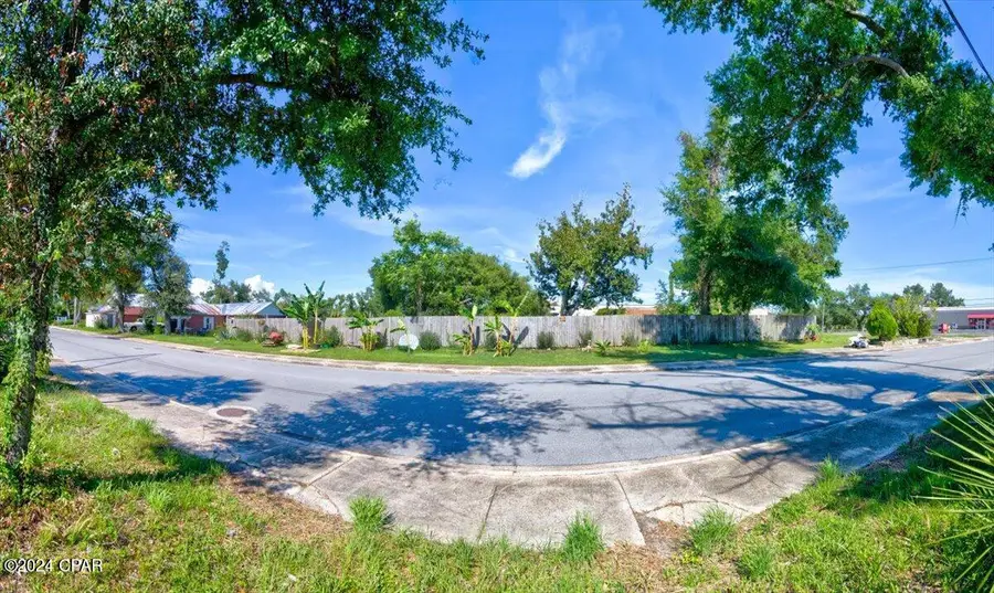 612 Mckenzie Avenue, Panama City, FL 32401 - Image #3