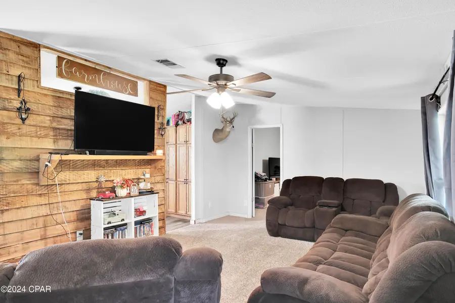 17011 Roll O Home Road, Fountain, FL 32438 - Image #2