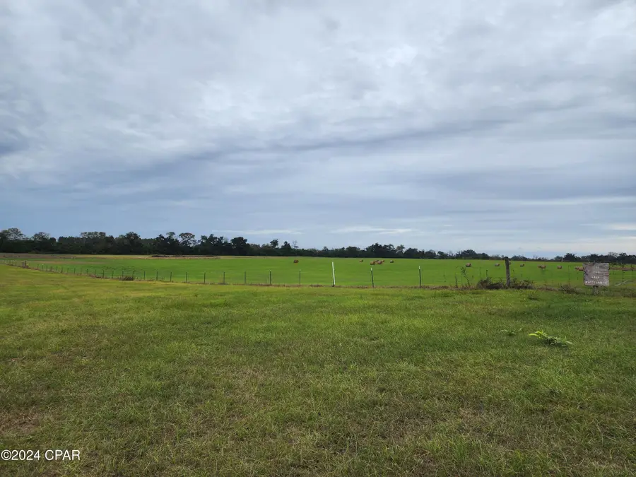 4900 Kings Road, Bascom, FL 32423 - Image #2