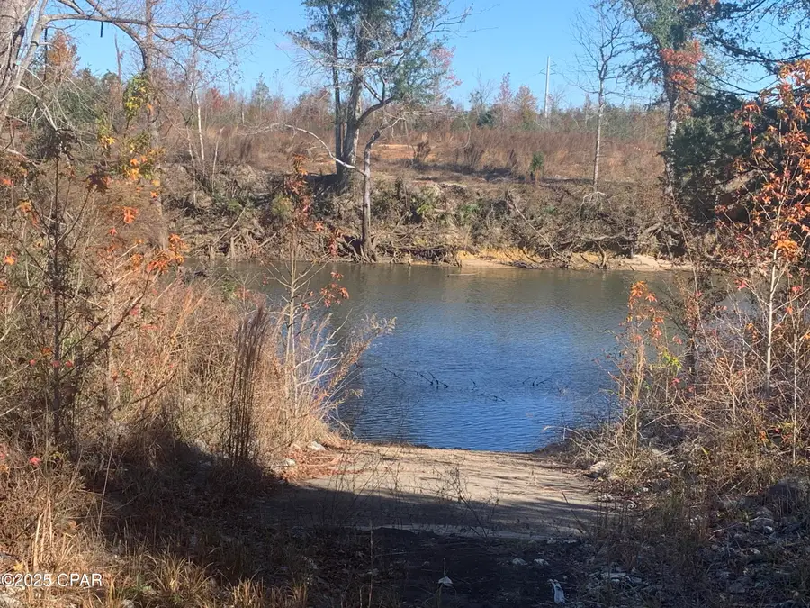 000 Missy Lane, Clarksville, FL 32430 - Image #2