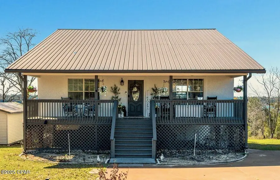 4427 Leisure Lakes Drive, Chipley, FL 32428 - Image #2