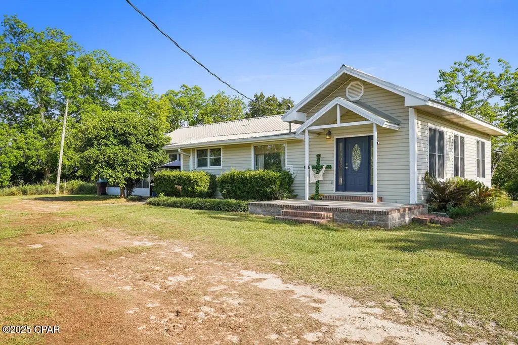 723 Sewell Farms Road, Chipley, FL 32428 - Image #1