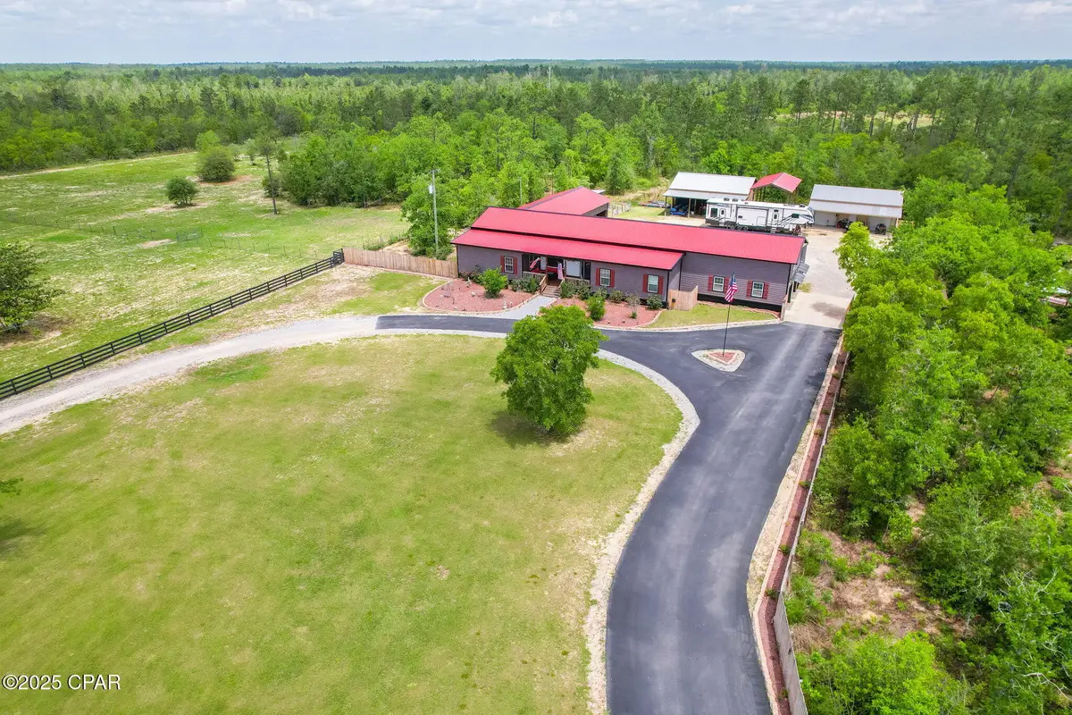 2612 NW County Road 274, Fountain, FL 32438 - Image #1