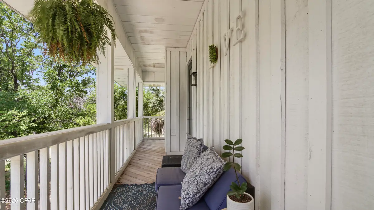 24197 NW Pine Tree Trail, Fountain, FL 32438 - Image #1