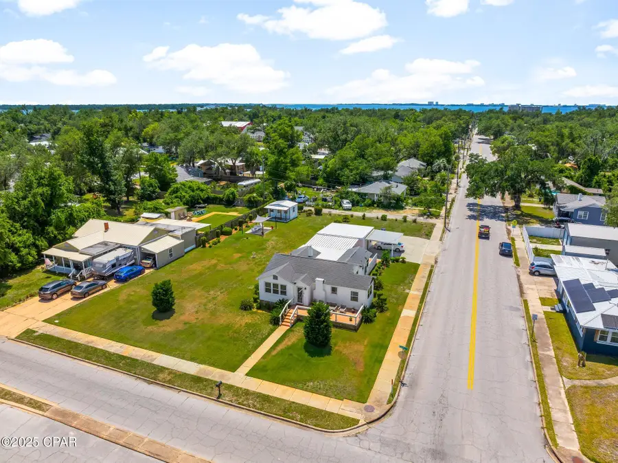 221 N Cove Boulevard, Panama City, FL 32401 - Image #2