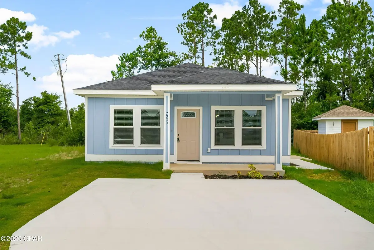 7200 Lake Suzzanne Way, Panama City, FL 32404 - Image #1