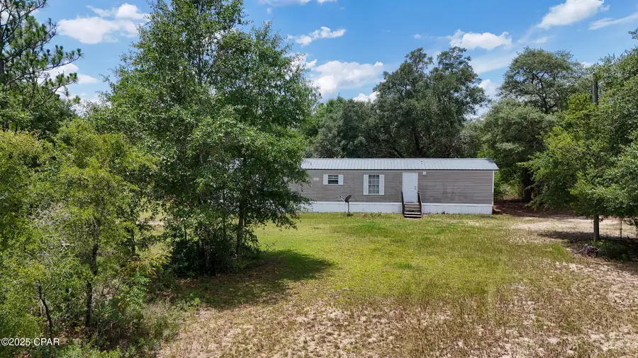 20015 Warnock Road, Fountain, FL 32438 - Image #2