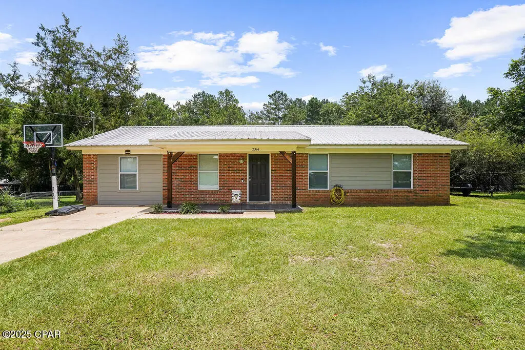 2316 Sweet Gum Drive, Bonifay, FL 32425 - Image #1