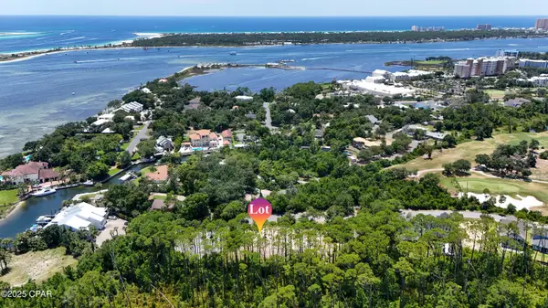 3567 Sanctuary Drive, Panama City, FL 32408