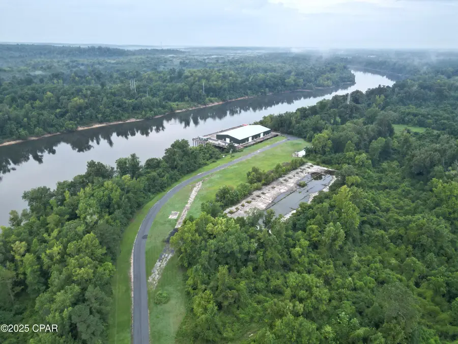 8599 Gadsen Trail, Sneads, FL 32460 - #2