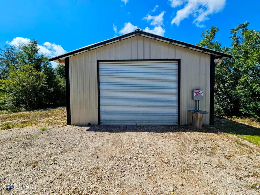 695 S Silver Lake Road, Fountain, FL 32438 - Image #3